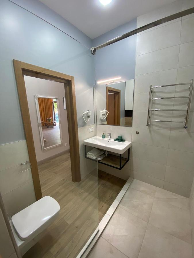 Ratusha Craft Rooms Kamianets-Podilskyi Exterior photo